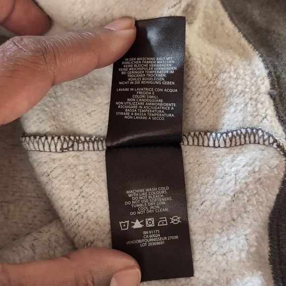 FILA| Grey Long Sleeve Hoodie Sweatshirt With Front Pouch Cotton Blend - Picture 13 of 14